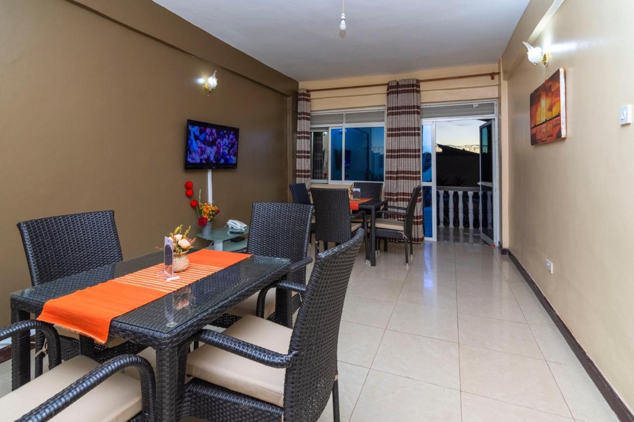 Karibu Bb Suites Ентебе Екстериор снимка