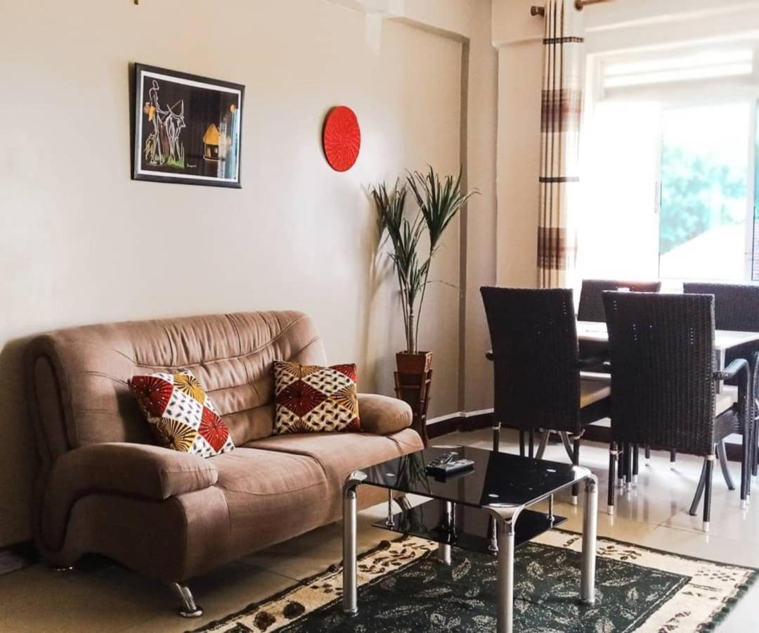 Karibu Bb Suites Ентебе Екстериор снимка